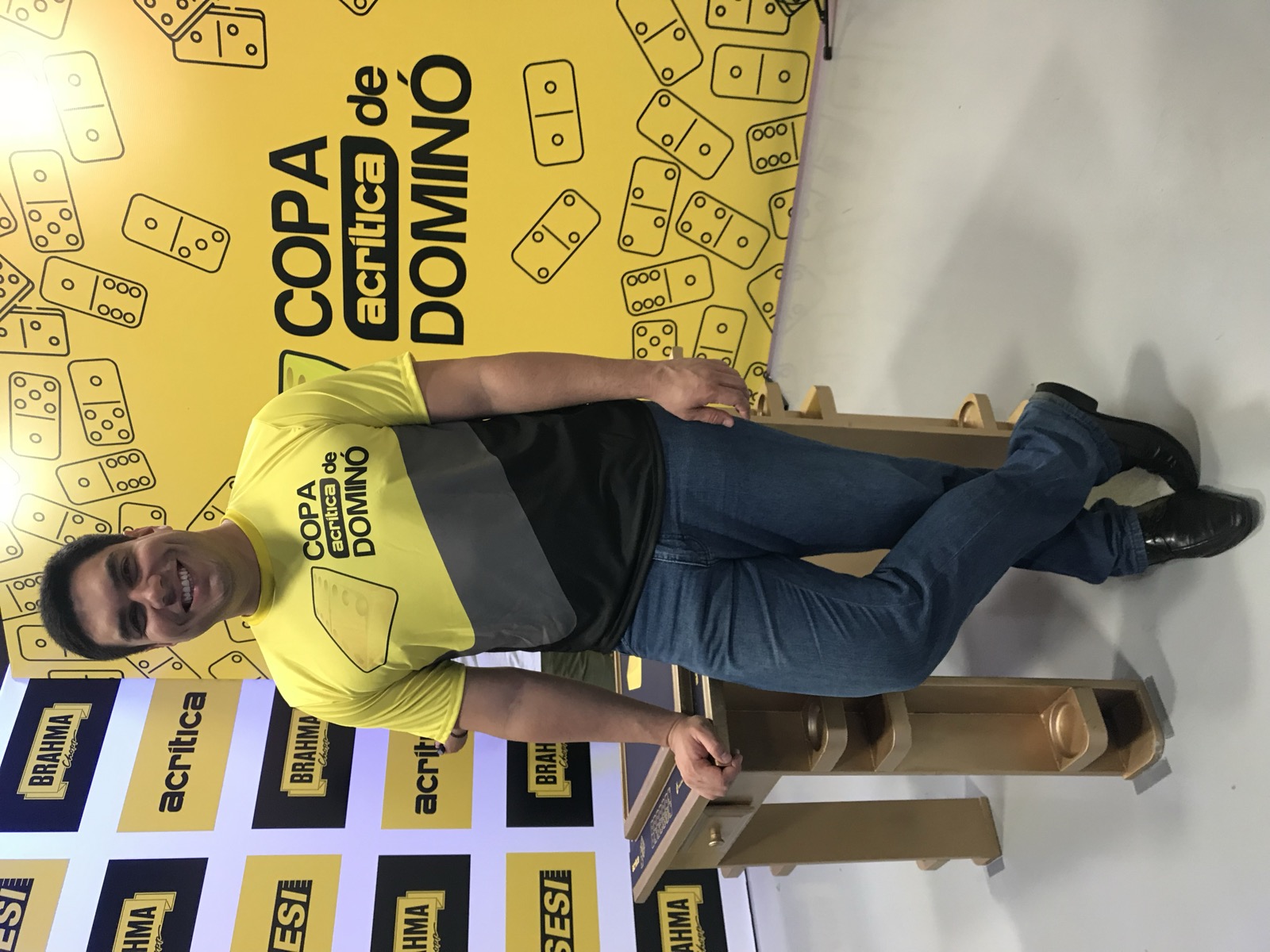 Clayton Pascarelli na Copa Acrítica de Dominó, evento patrocinado por Brahma e SESI